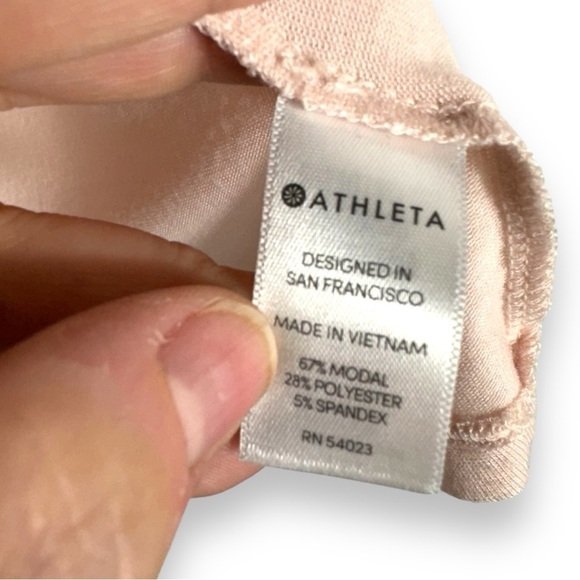 Athleta Threadlight Ruched Side Twist Tank, Ballerina Gown Pink, Size Small - Picture 7 of 10